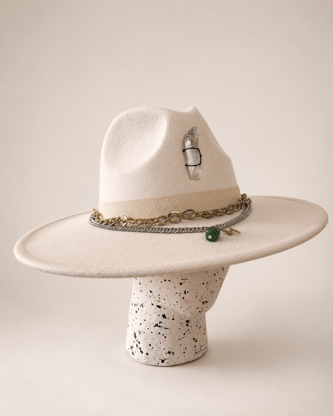 HAT l