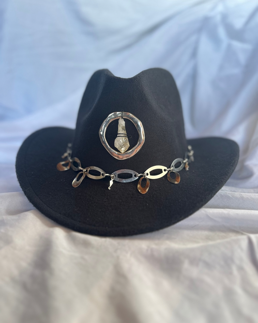 HAT lll