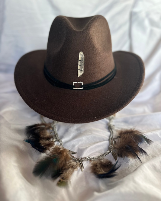 HAT V